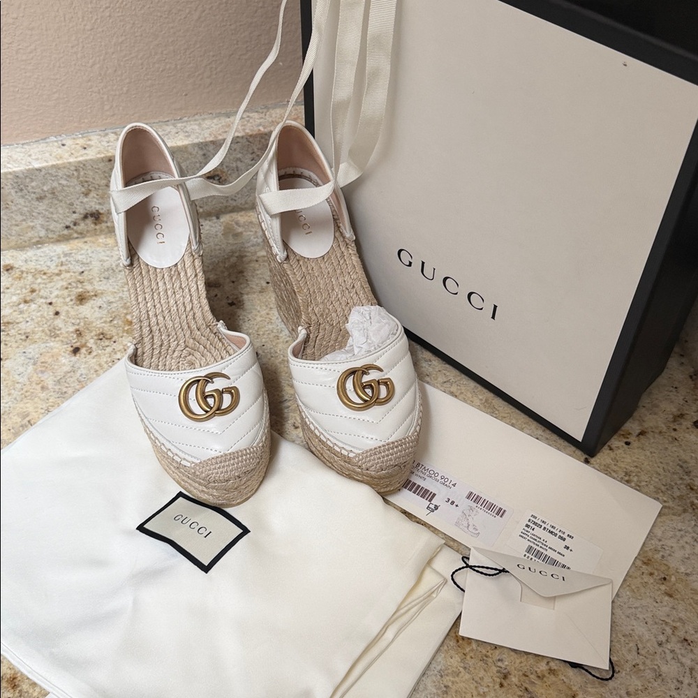 NEW GUCCI White Leather Marmont GG Charlotte Espadrille Wedge Sandals 38.5 - Picture 6 of 17